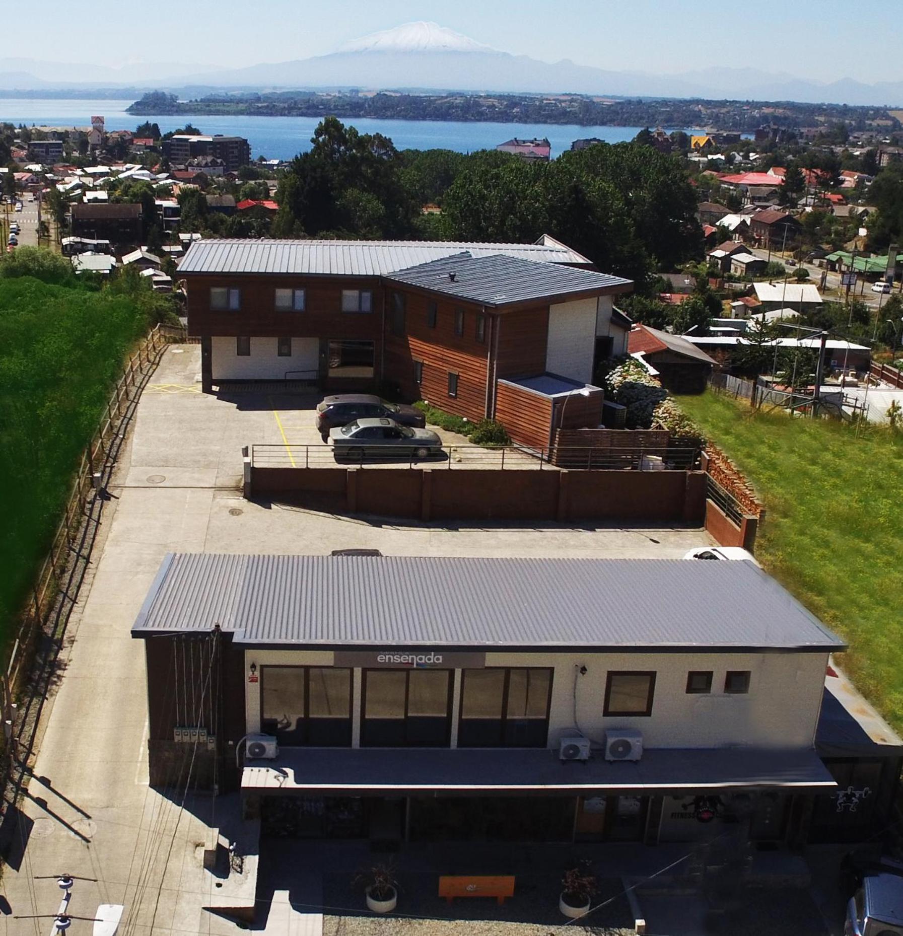 Dein Haus Hotel Y Departamentos Puerto Varas Kültér fotó